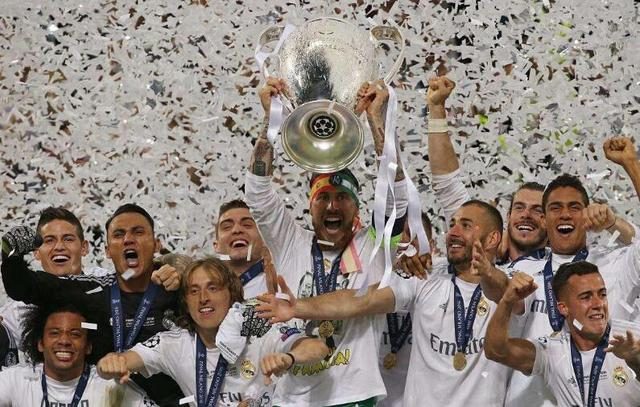 银行画册设计、封套设计